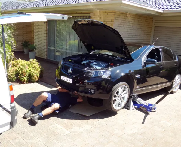 Gọi cứu hộ xe ô tô – Những lưu ý để xử lý an toàn